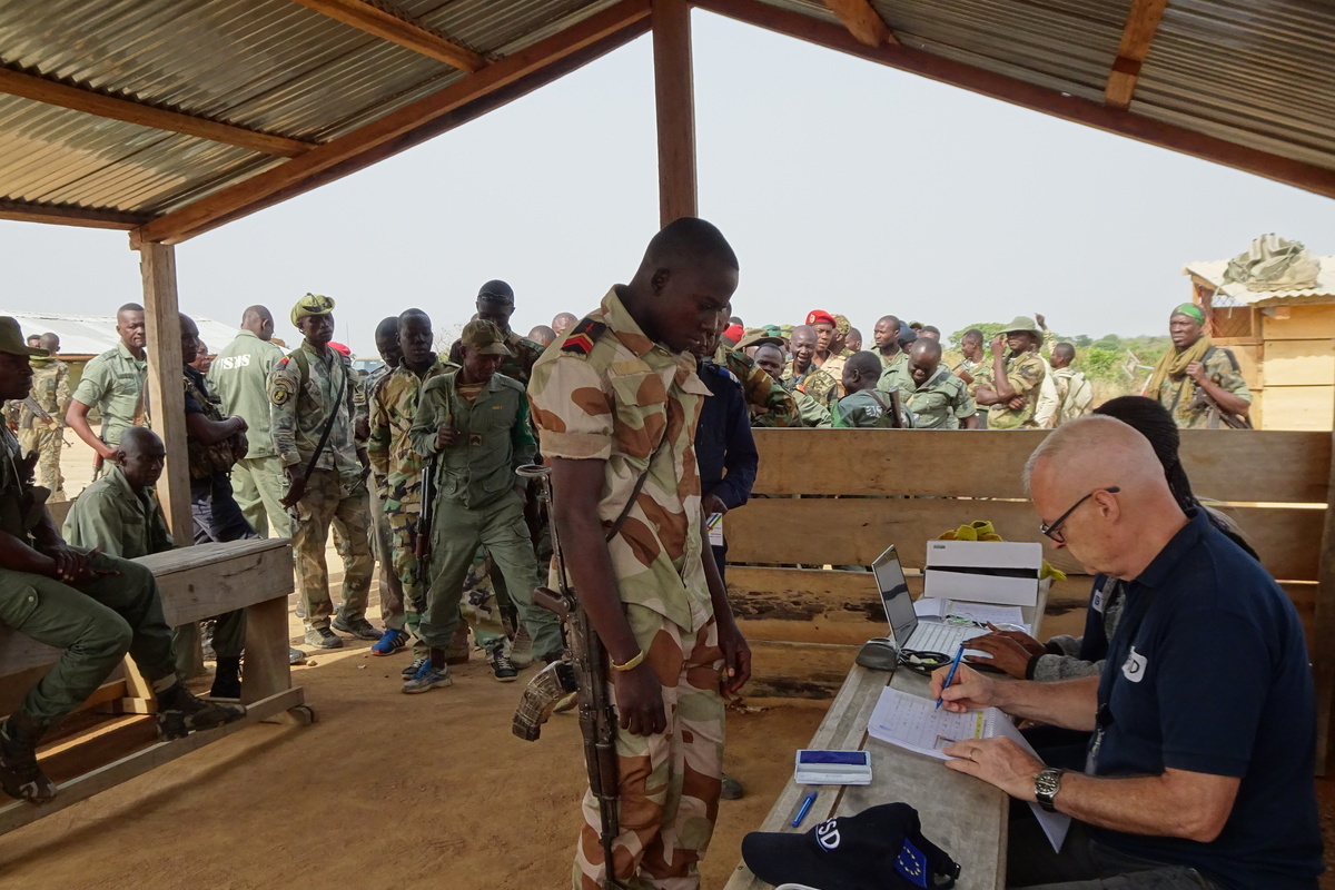 Reintegration process of ex-members of rebel groups through FSD programs