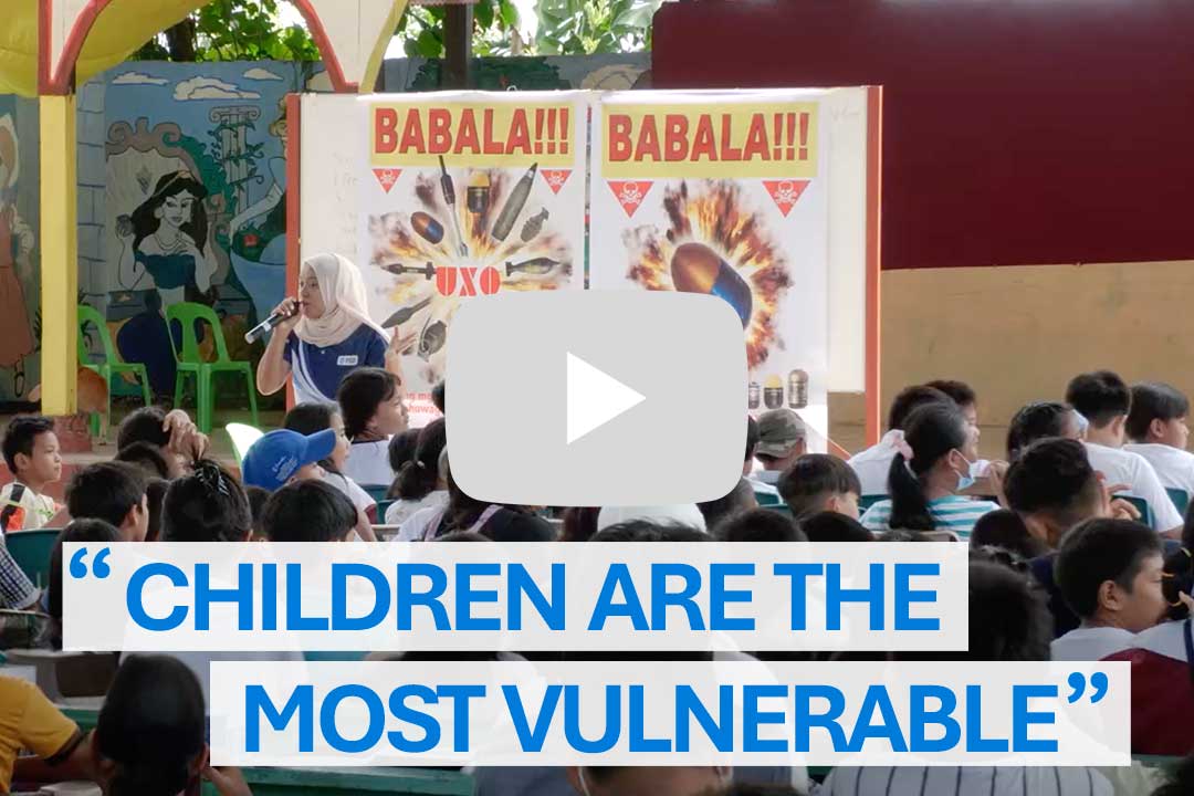 Philippines,-sensibilisation-au-danger-des-mines